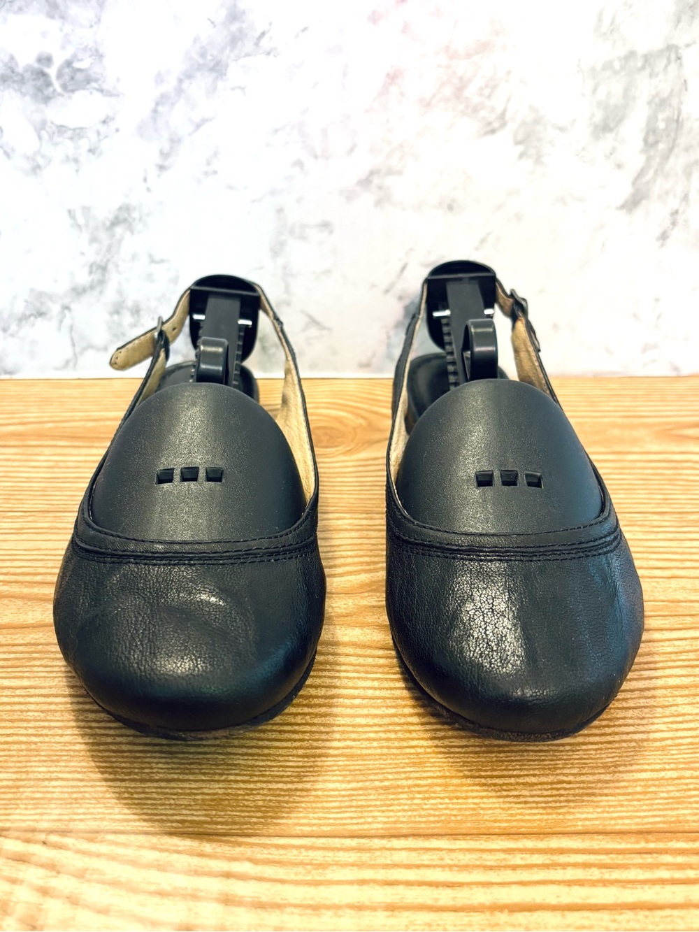 Frye Carson Sling Back Leather Black Ballet Flats Size 8.5 - Picture 4 of 9